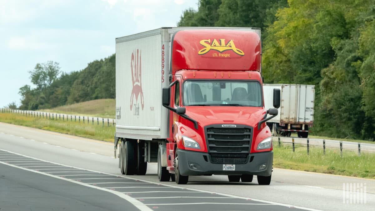 Saia Sees Tonnage Growth Acceleration as Freight Demand Firms