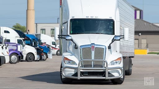 Own vs. Lease Fleet Vehicles? Here's the Tax Math Miami Operators Need
