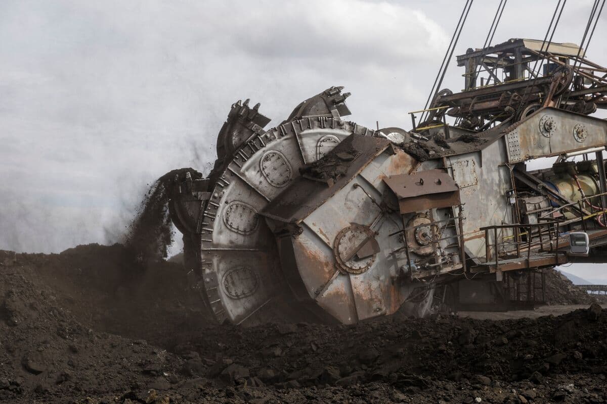 China's Resource Strategy Shift Signals Global Supply Chain Risks