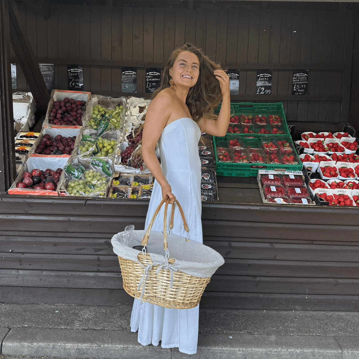 Minimalist Fashion Strategy: Miami Retailers Learn Less-is-More