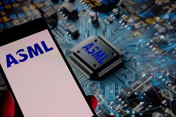 ASML Raises Full-Year Outlook Again Amid AI Chip Demand Surge