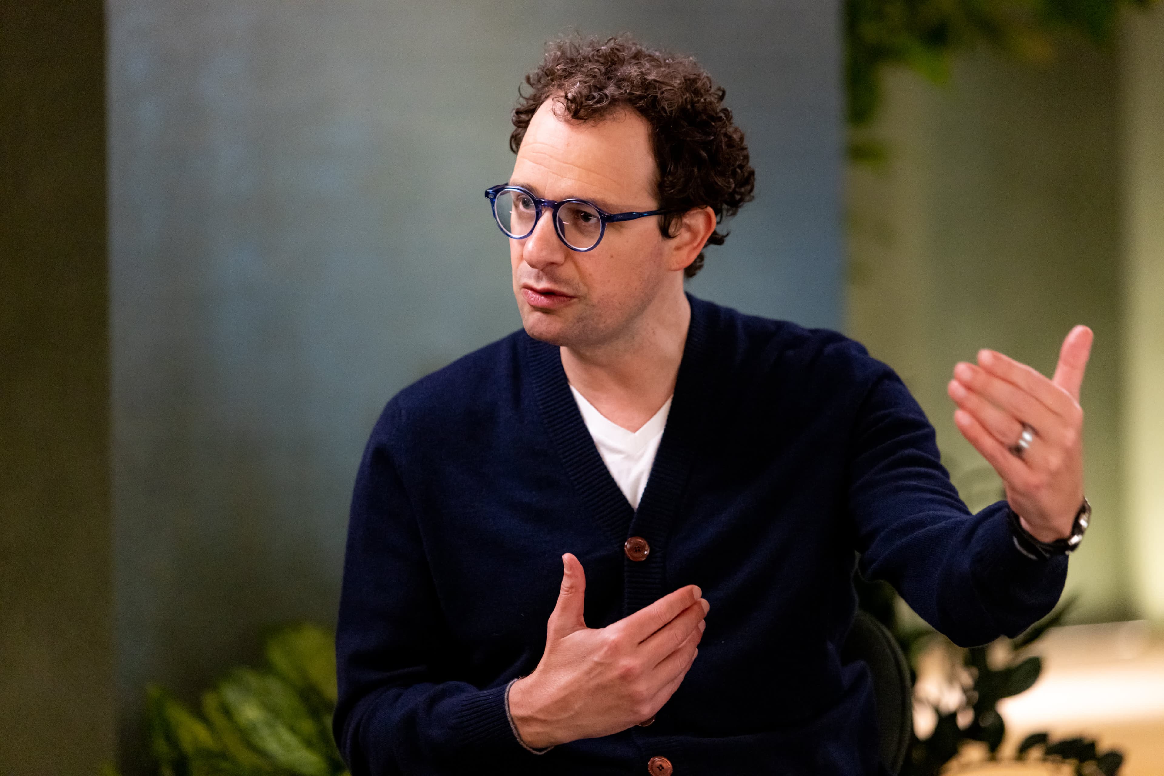 Anthropic Launches Claude Opus 5, Targeting Cost-Conscious AI Users