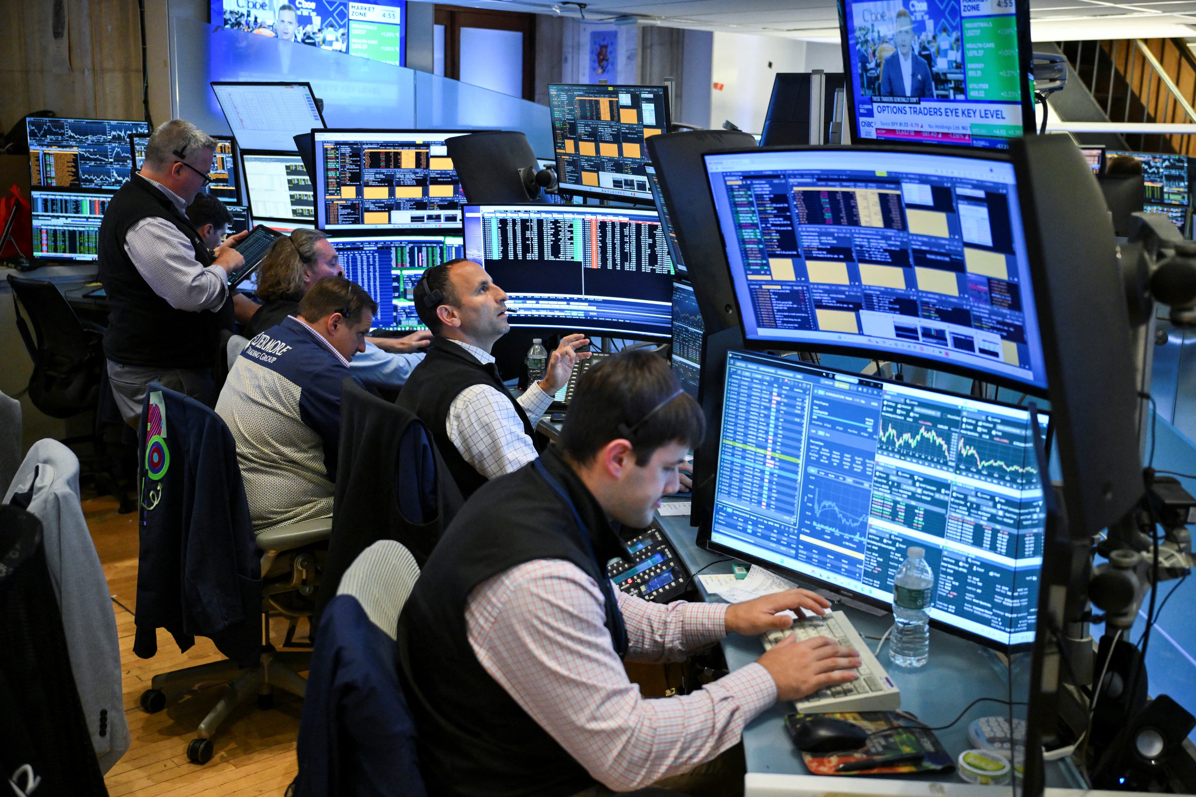 Bond Investors Demand Higher Yields Over Big Tech AI Spending