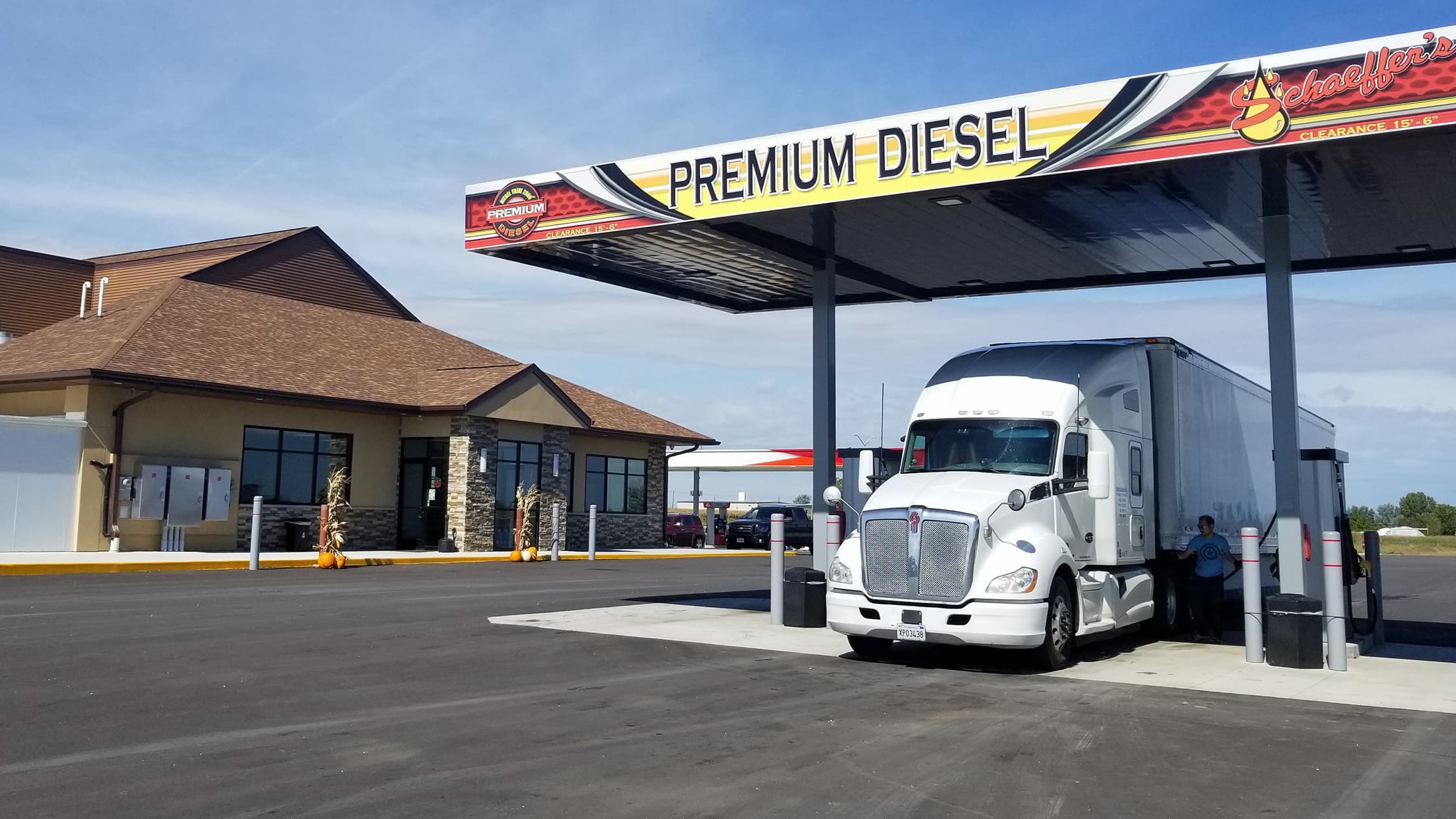Trucking Industry Divided Over Invoice Factoring Strategy