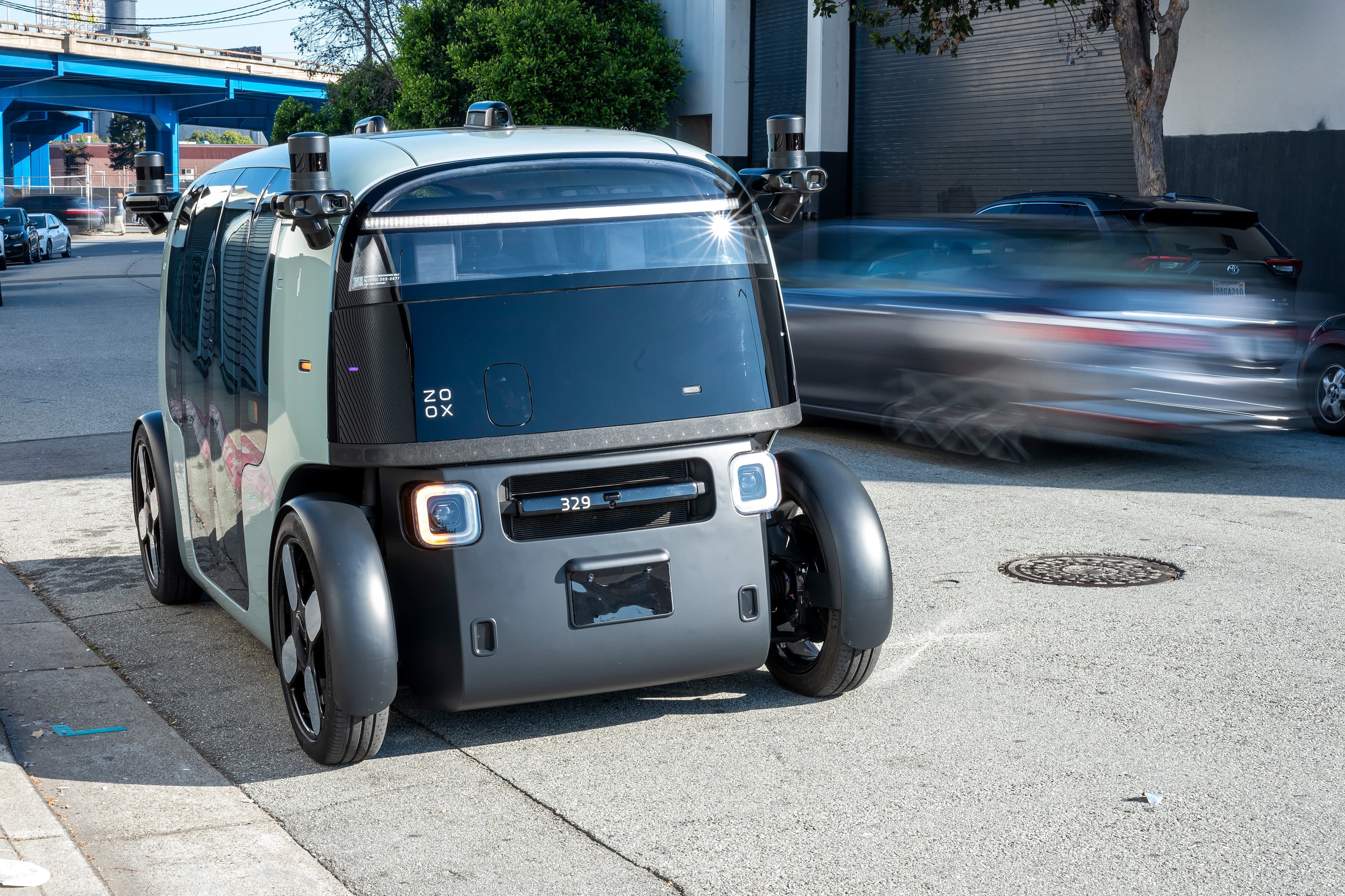 Amazon's Zoox Issues Software Update After Robotaxi Enters Fire Scene